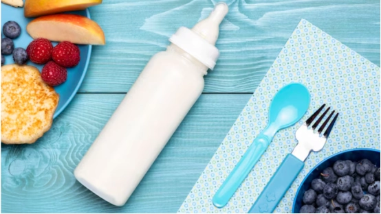Silicone Baby Bottle Benefits: How It Compares to Plastic and Glass